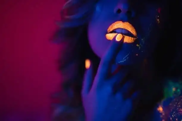 Giải Mã Giấc Mơ Thấy Răng Chảy Máu: Điềm Lành Hay Dữ?